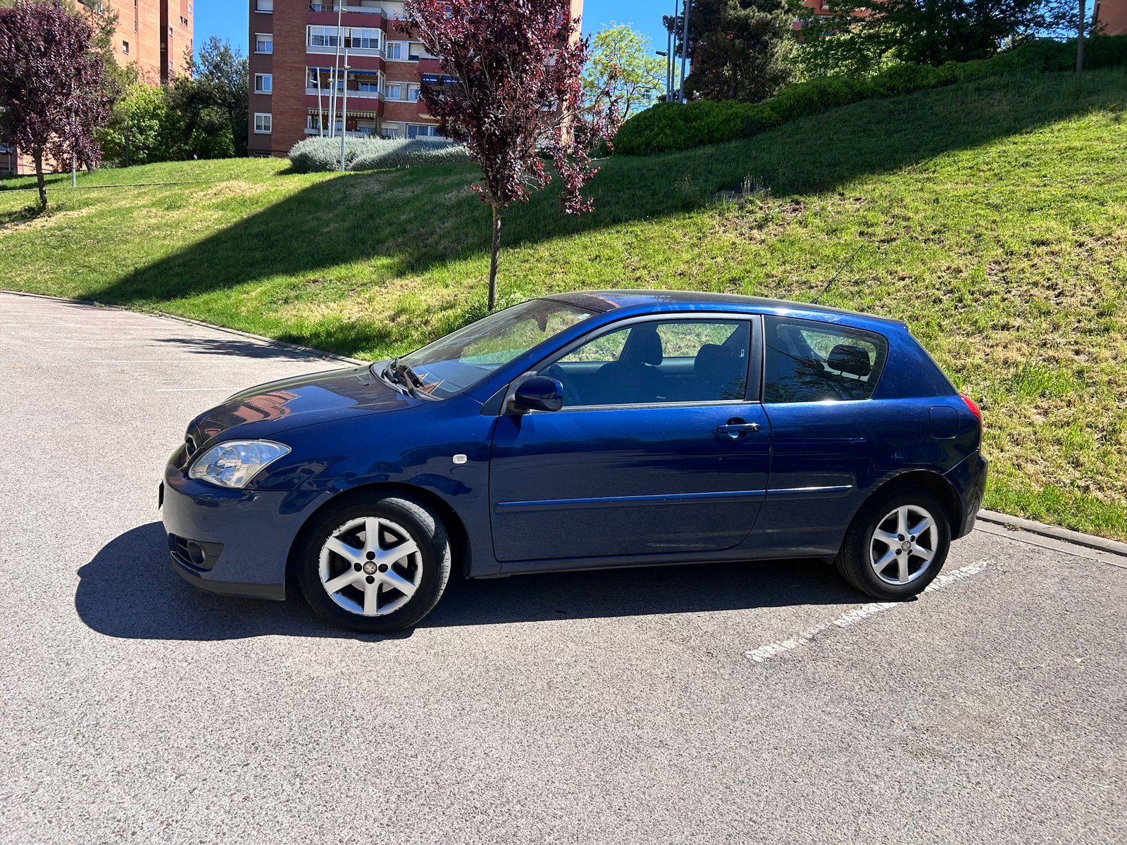 TOYOTA COROLLA 20D4D COMPACT SOL 2
